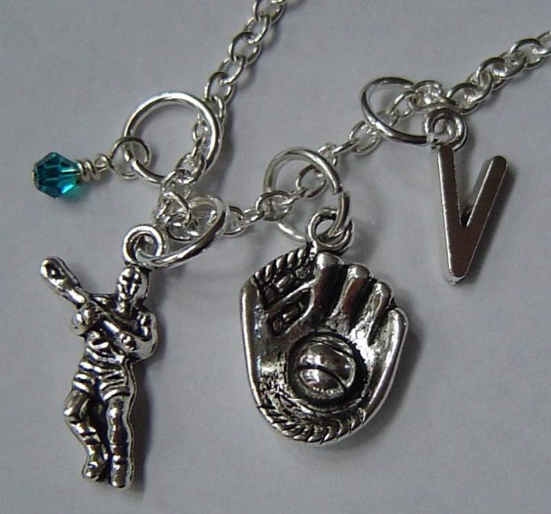 Baseball-Spieler Und Handschuh Personalisierte Kette Mit Anfänglichen Birthstone, Antik-Silber-Baseball-Spieler Halskette, Baseball-Team von HotMixJewelry