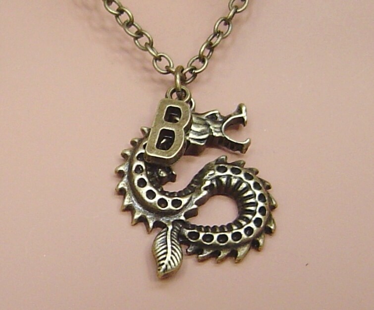 Bronze Drache Charms Mit Anfänglichen, Personalisierte Halskette Necklace Geschenk Valentinstag Oder Geburtstag-Halskette von HotMixJewelry