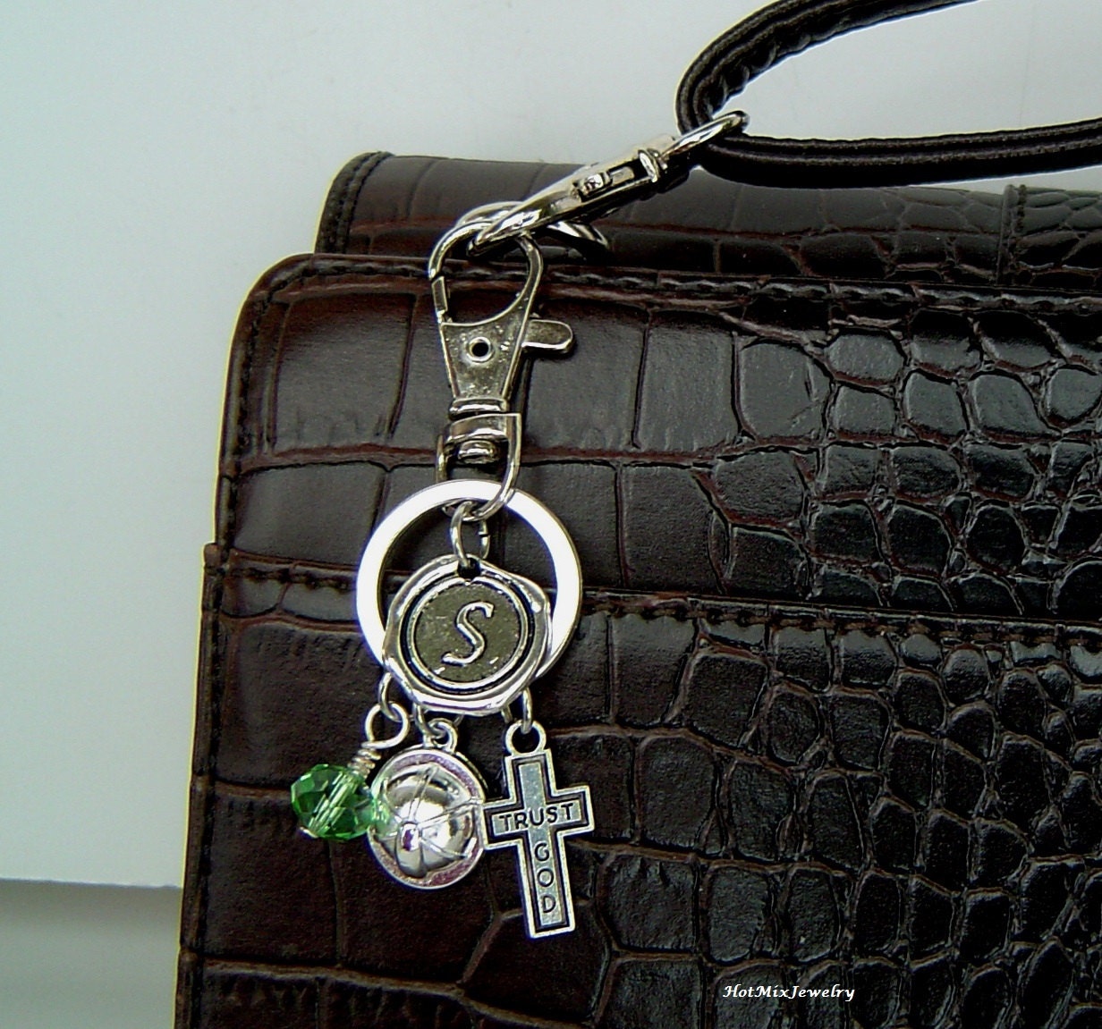 Feuerwehrmann Schlüsselanhänger, Personalisierte Antik Silber Wachs-Siegel Erste Kreuz Helm Charme Schlüsselanhänger von HotMixJewelry