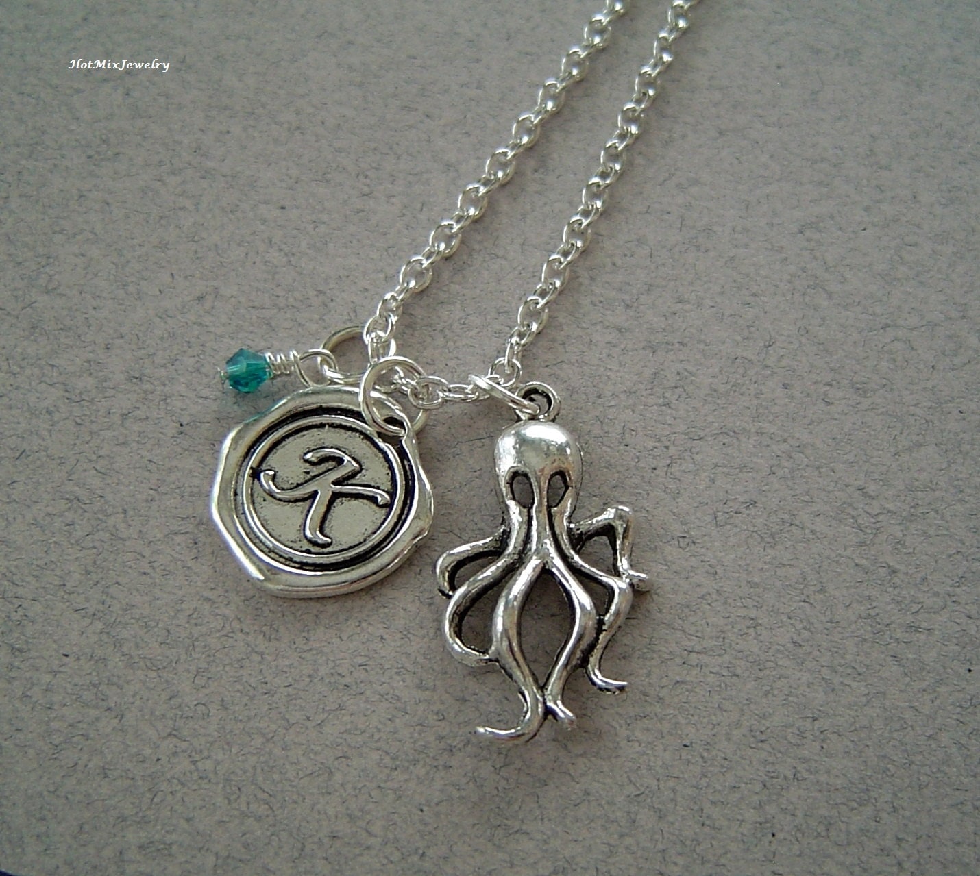 Krake Halskette Necklace, Personalisierte Antik Silber Wax Seal Birthstone Initiale, Octopus von HotMixJewelry