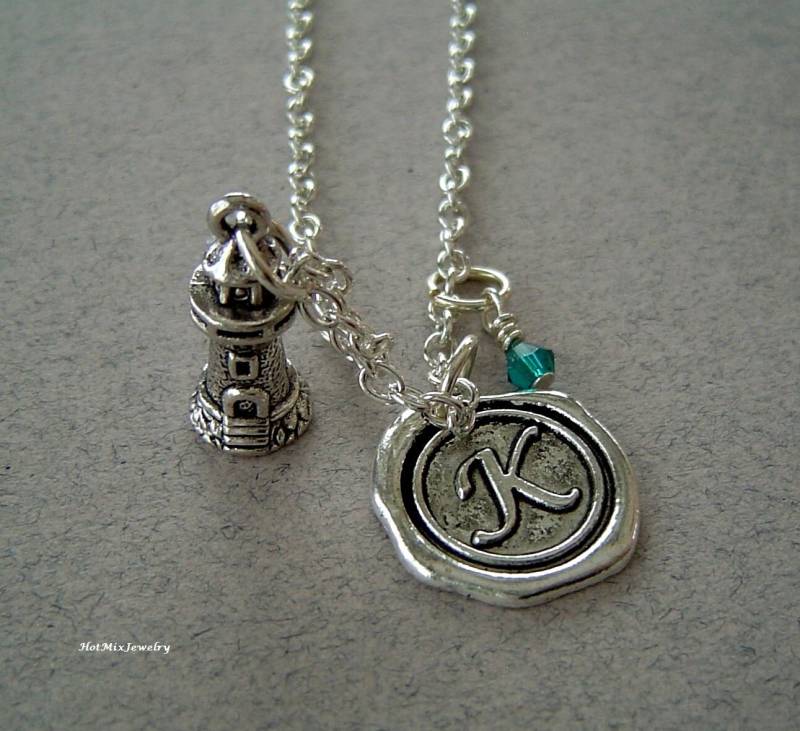 Leuchtturm Charm Halskette, Personalisierte Antik Silber Wax Seal Birthstone Initiale von HotMixJewelry