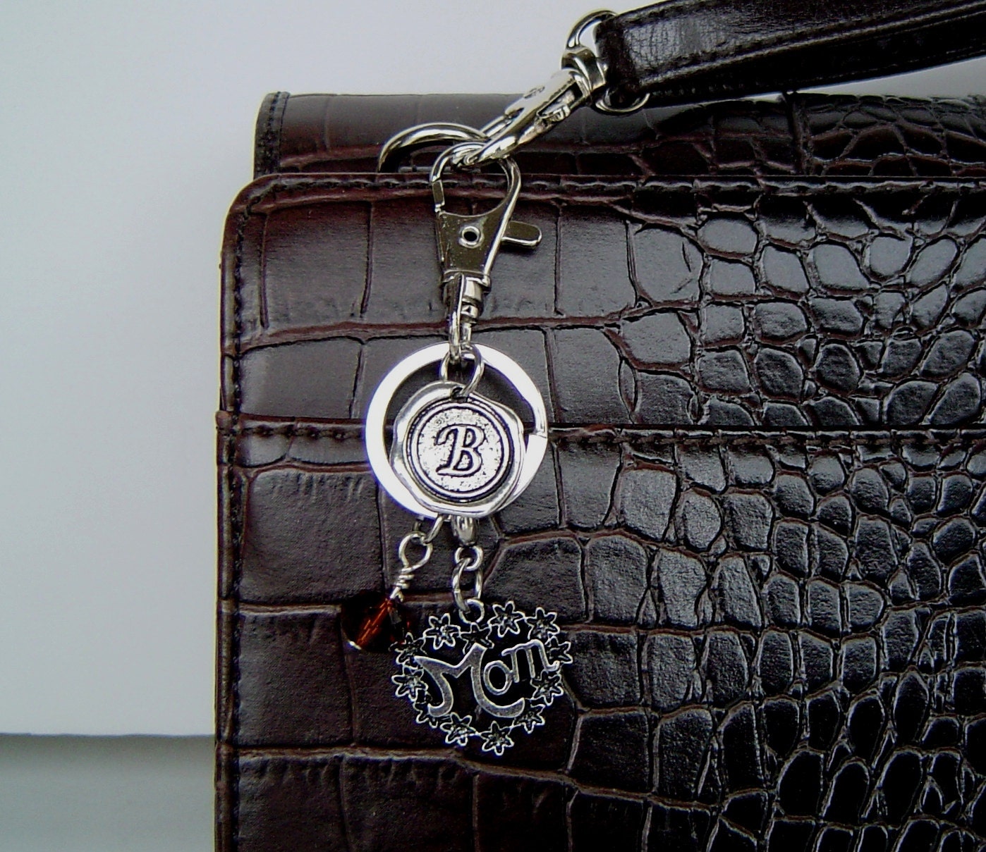 Mama Blume Herz Schlüsselanhänger, Personalisierte Antik Silber Wachs Siegel Initial Birthstone Charme Schlüsselanhänger von HotMixJewelry