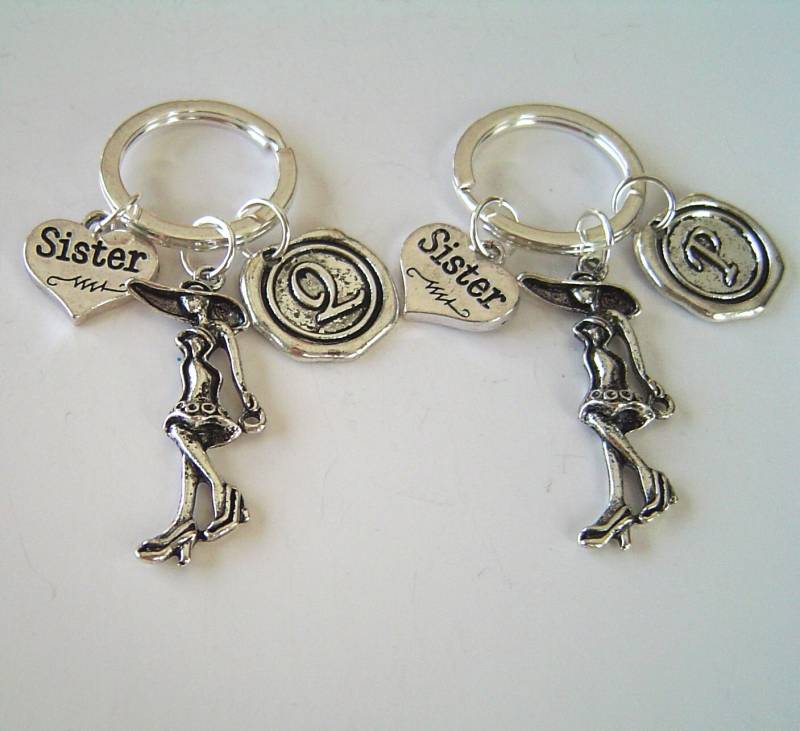 Paar Mädchen Sister Herz Best Friends Personalisierte Schlüsselanhänger Mit Initial, Freundschaft Geschenk Für Freunde Der Schwestern von HotMixJewelry