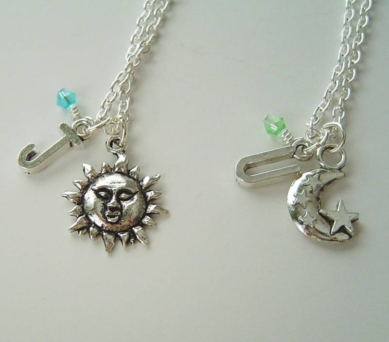 Paar Personalisierte Kette Mit Initialen, Birthstones, Sun & Moon Halskette Für Mädchen Und Junge, Humored Valentinstag Geschenk von HotMixJewelry