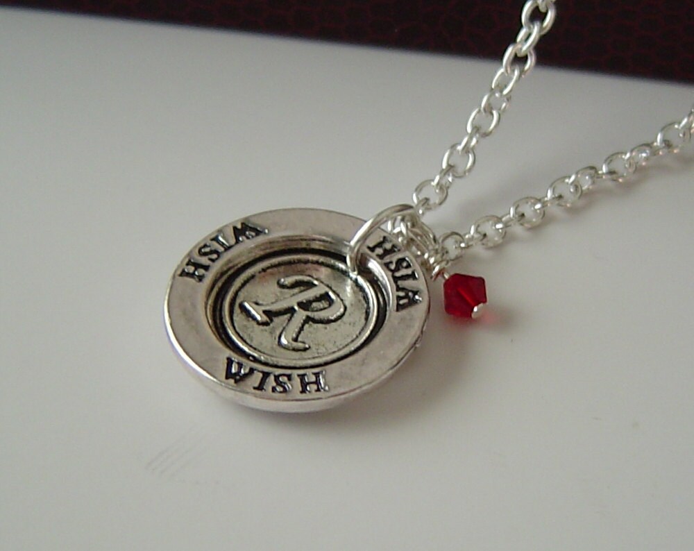 Personalisierte Kette Mit Aus - Und Birthstone, Message-Scheibe "Wish" Für Mama, Papa, Schwester, Bruder, Familienmitglied, Freunde von HotMixJewelry
