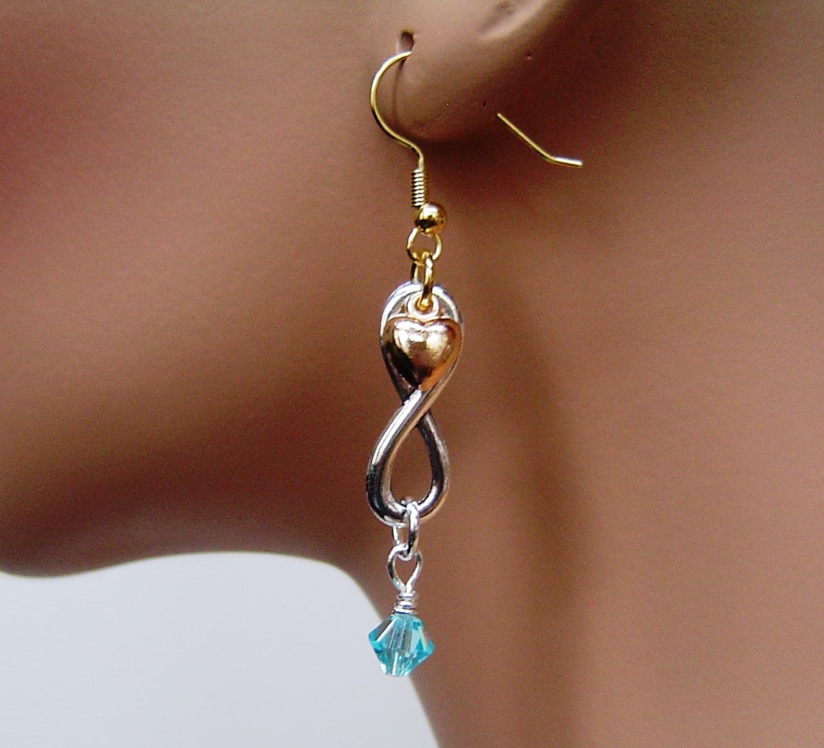 Personalisierte Ohrringe Mit Ihrem Gewählten Birthstone; Leichte Rose Gold Liebe Herz Charm Antique Silver Infinity Anmelden von HotMixJewelry