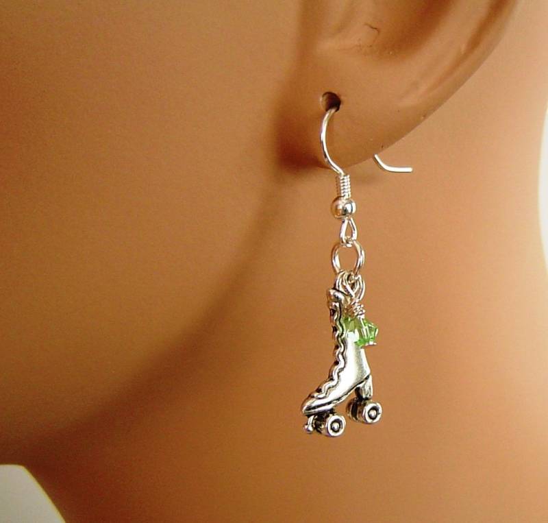 Personalisierte Ohrringe Mit Ihrem Gewählten Geburtsstein, Antike Silber Rollschuhschuh Charm Für Mädchen, Mutter, Schwester, Freunde von HotMixJewelry