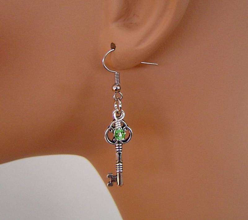 Personalisierte Ohrringe Mit Ihrem Gewählten Geburtsstein; Silber Ton 3D Schlüssel Anhänger Ohrringe; Beste Geschenk Zum Geburtstag Für Mädchen von HotMixJewelry