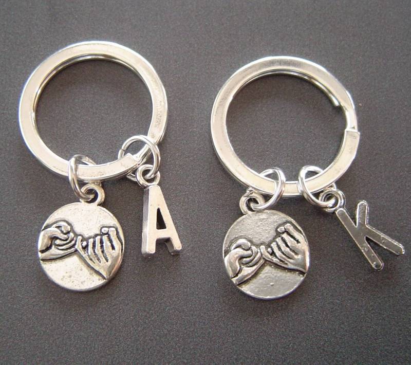 Pinky Promise Schlüsselbunde, Beste Freundin Personifiziert Initial, Antik Silber Freund Swear Versprechen Schlüsselanhänger von HotMixJewelry