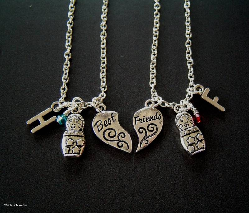 Puzzle Herz Best Friends Matryoshka Russisch Verschachtelung Puppe Halsketten, Besten Freund Personalisierte Antik Silber Birthstone Initiale, Bff von HotMixJewelry