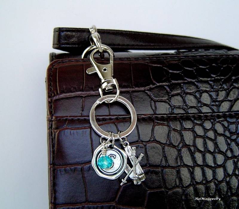 Ski-Charme-Schlüsselanhänger, Personalisierte Antik Silber Wachs-Siegel Erste Schlüsselanhänger, Ski Charme Schlüsselanhänger von HotMixJewelry