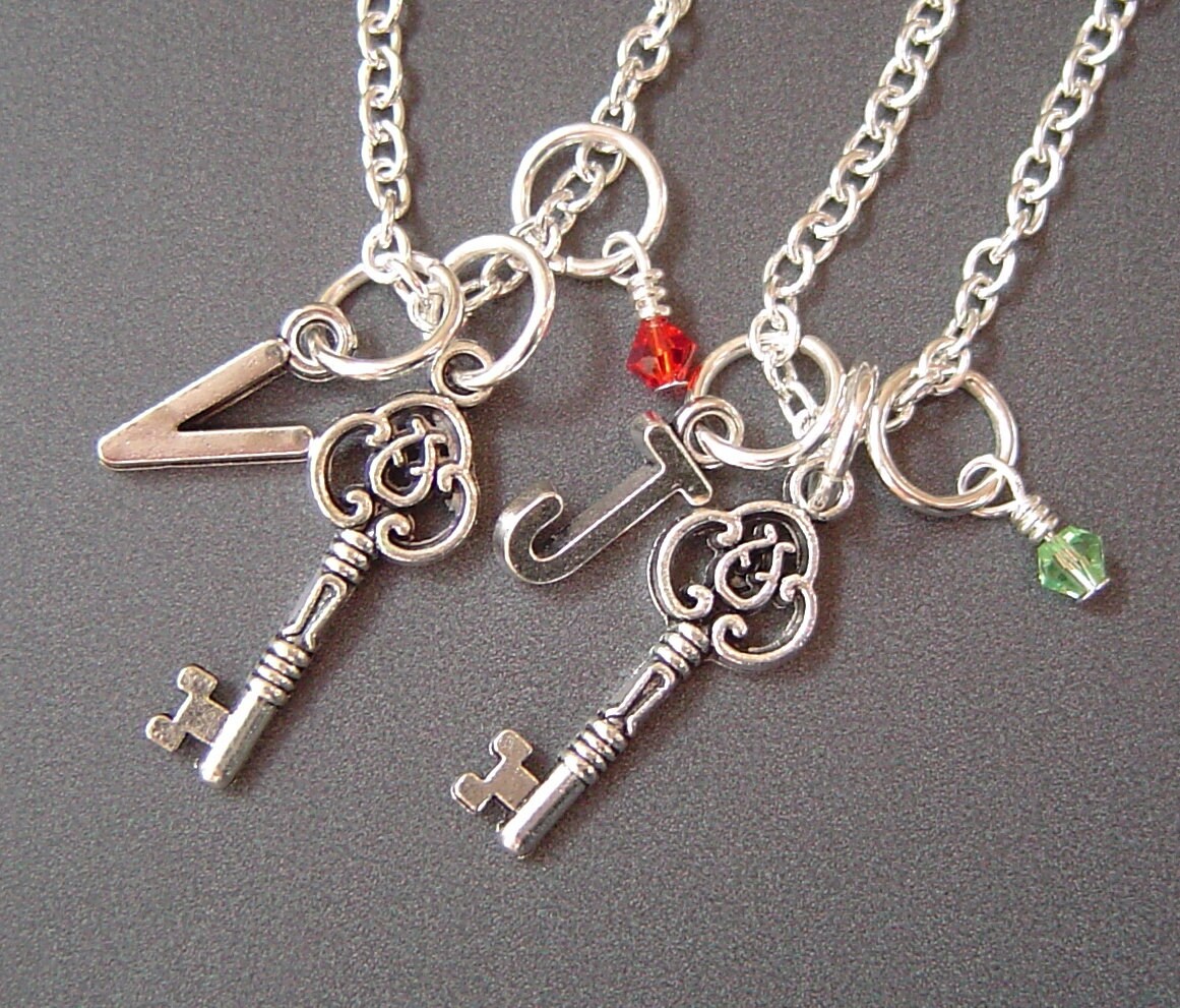 Zwei Schlüssel Beste Freunde Halskette, Beste Freundin Personifiziert Antik Silber Birthstone Anfängliche, Besten Freund Halskette von HotMixJewelry