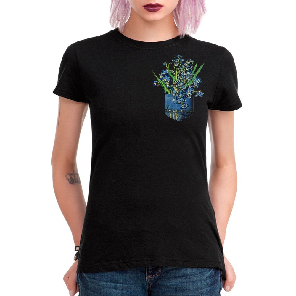 Van Gogh Irises in A Pocket T-Shirt, Herren Damen Alle Größen | Hm-406 von HotelMarsStudio