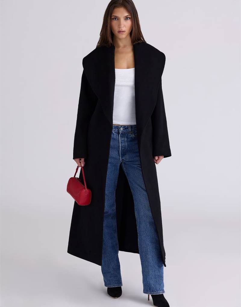 House of CB - Cocoon - Mantel aus Wolle in Schwarz mit Schalkragen von House of CB