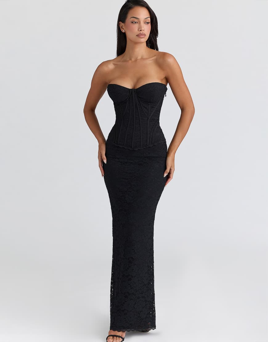 House of CB - Solaine - Spitzen-Maxikleid in Schwarz mit Korsettdetail von House of CB