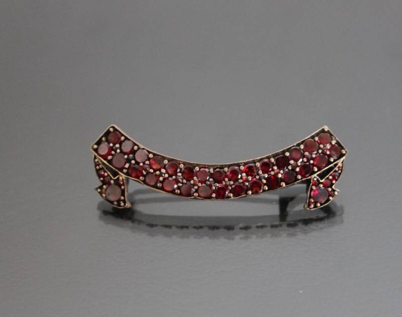 Boho Granat Antik Brosche. Rosenschliff-Roten Steinen. Viktorianisch Boho Granat Antik Brosche. Rosenschliff-Roten Steinen. Viktorianisch von HouseOf3Cats