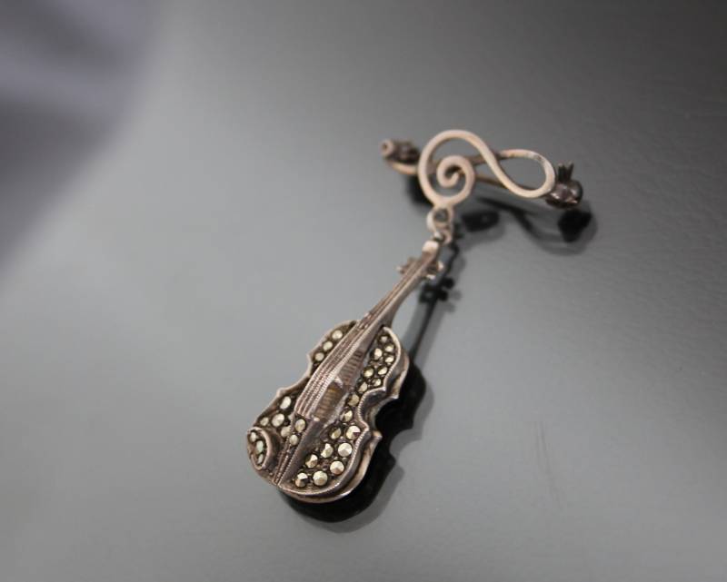 Geige. Art Deco Markasit Musiker Brosche. 835Er Silber, Vintage Violinschlüssel von HouseOf3Cats