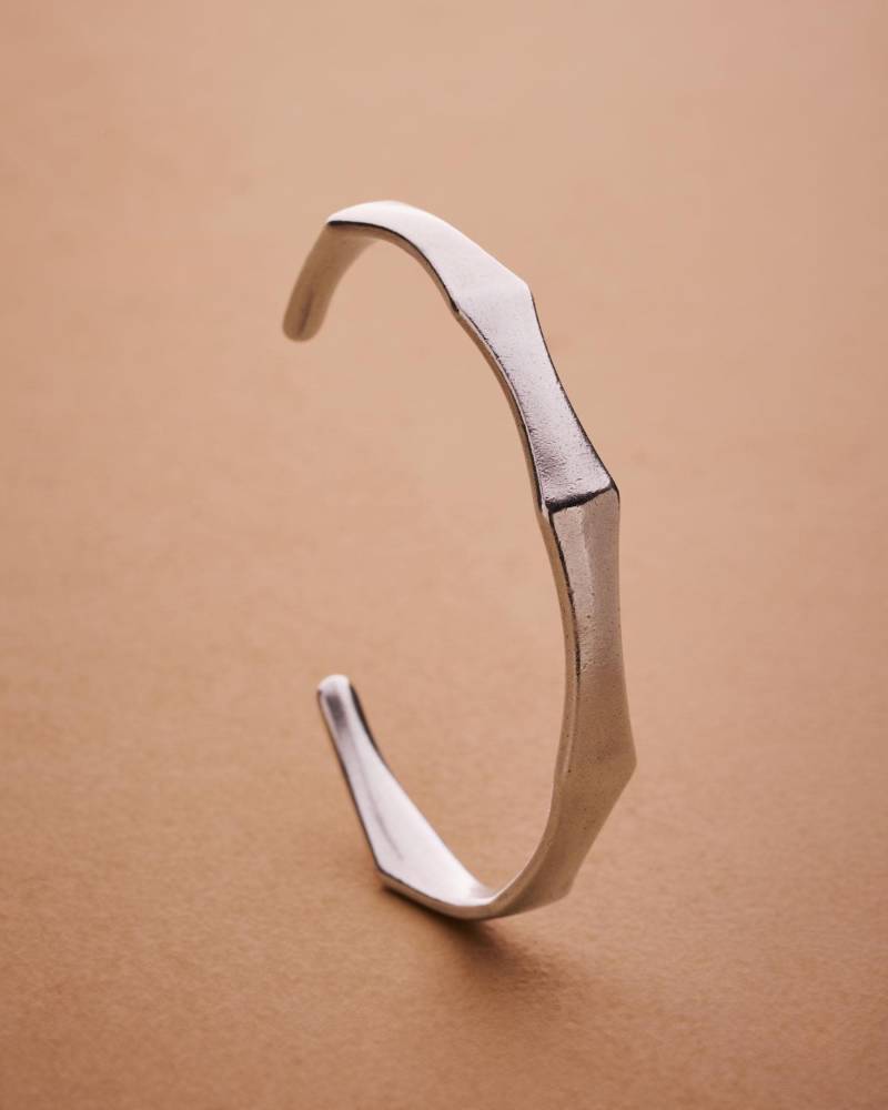 Silber Eckige Form Manschette, Dickes Versilbertes Armband, Stapeln Statement Armband Boho Zart Minimalistisch, Free People Stil von HouseOfAsterodea