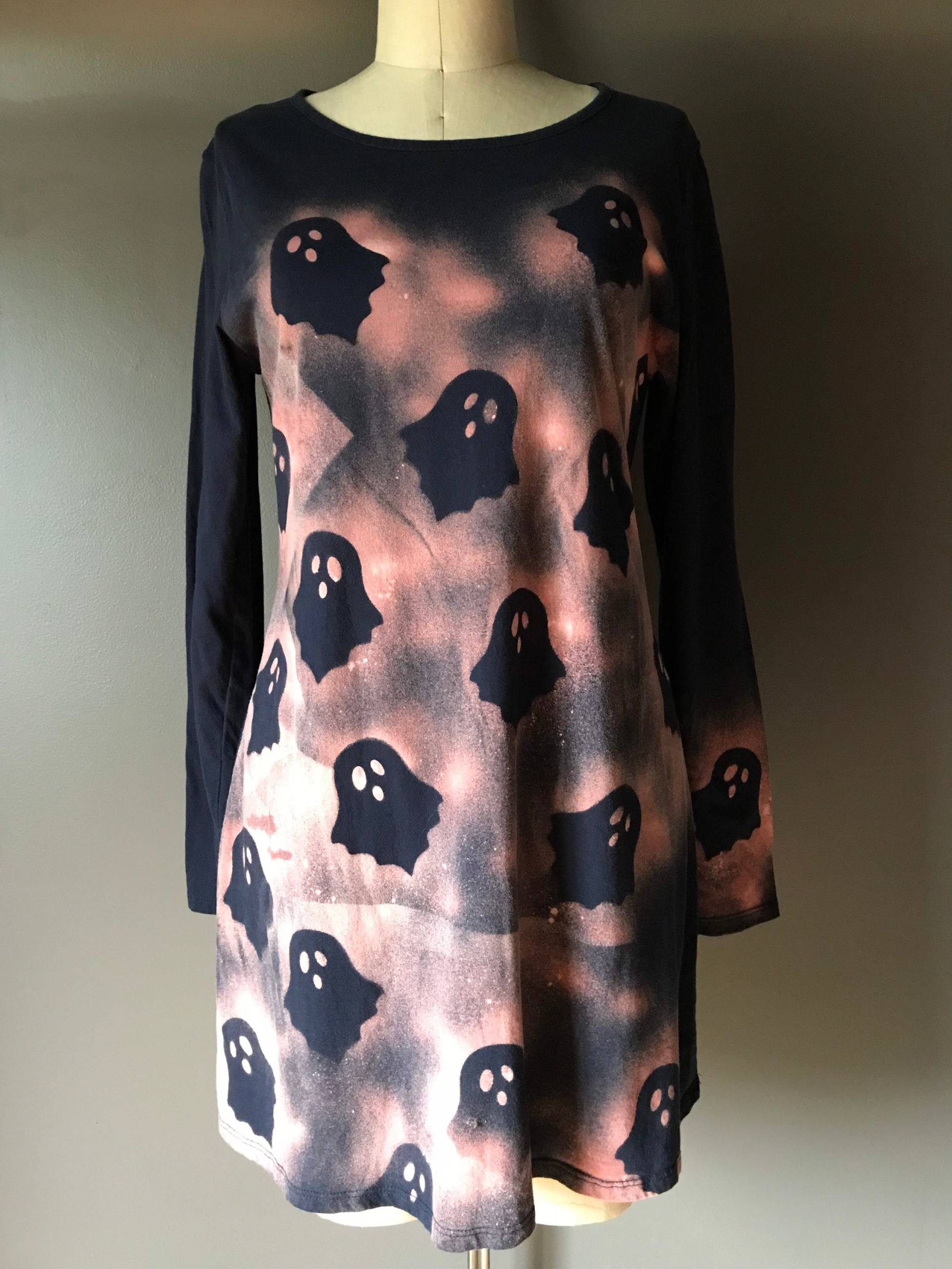 All Over Ghost Print Kleid Ooak von HouseOfRenata