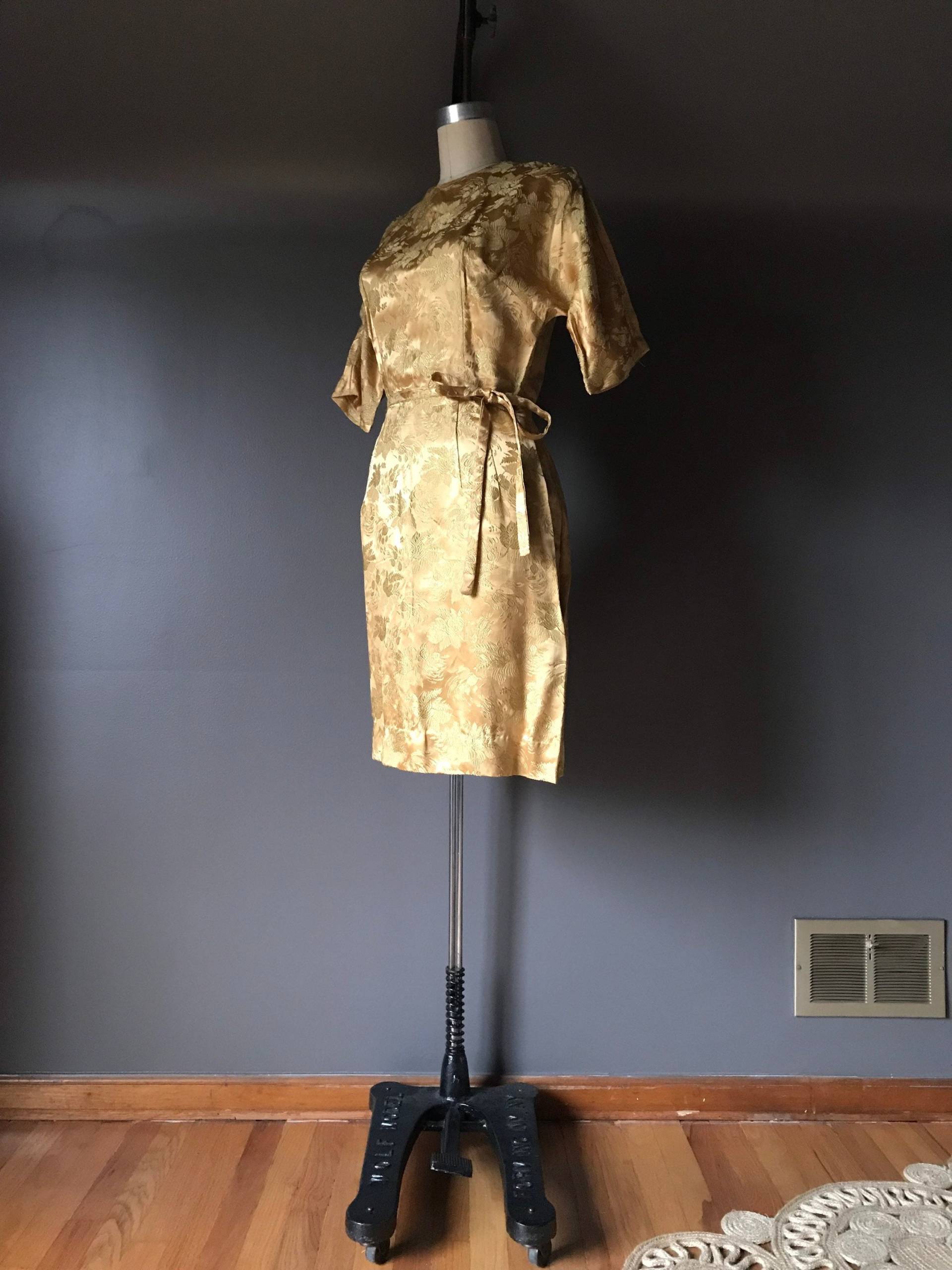 Vtg 60Er Jahre Brokat Gold Kleid von HouseOfRenata