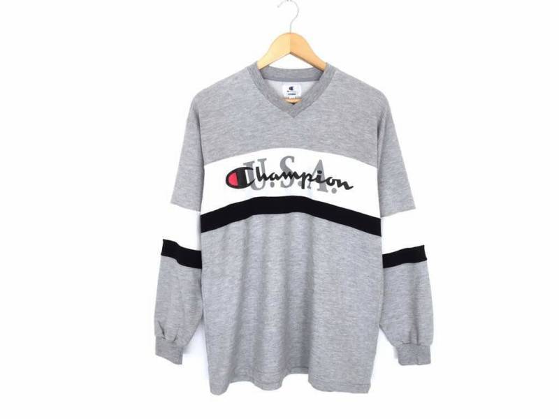 Champion Big Logo Spellout Gestreiftes Sweatshirt Deadstock von HouseOfWMK