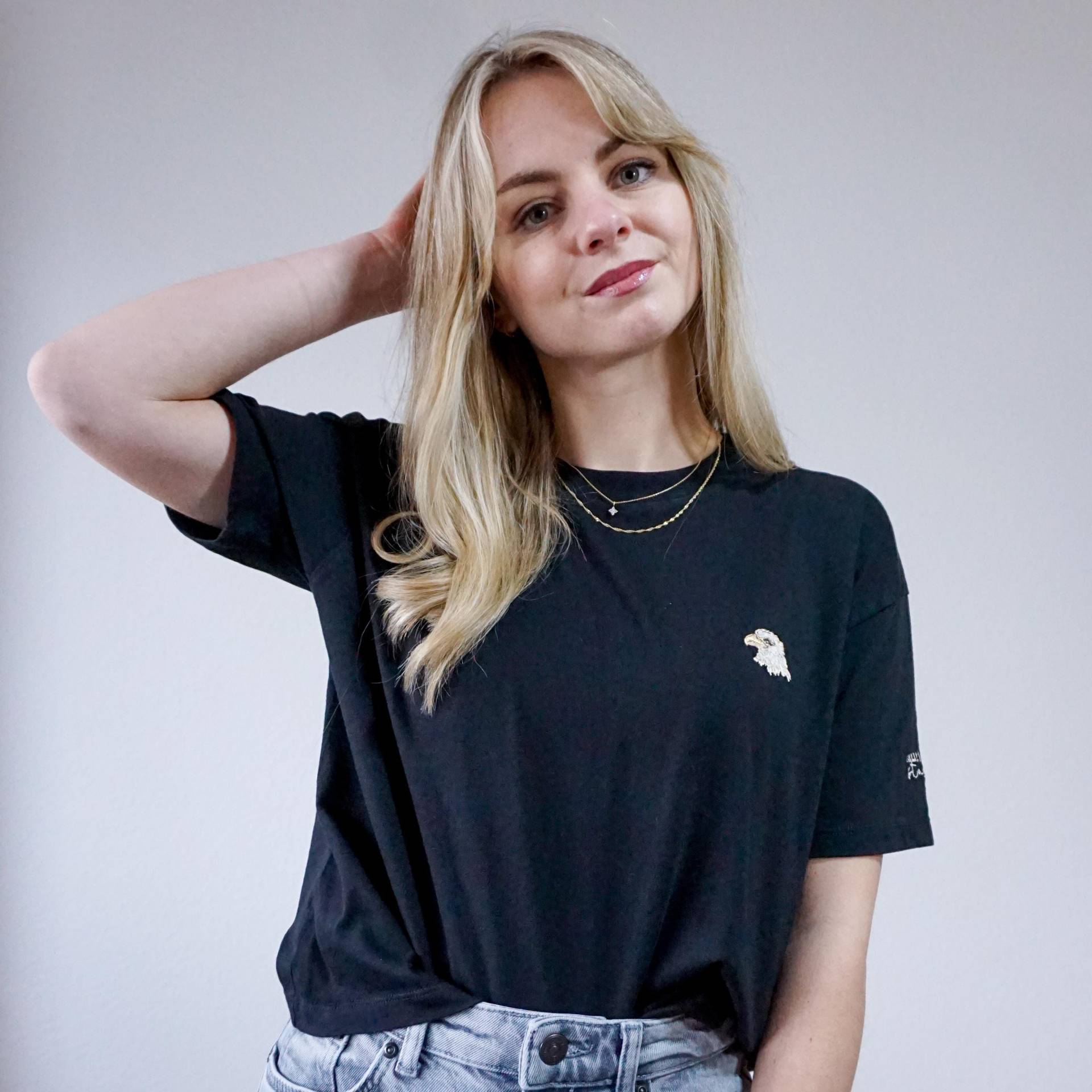 Adler Design Shirt, Damen, Schwarz, Christliches Mutig Und Stark, Bio-Baumwolle, Nachhaltige Mode, Bestickt Adler Design Shirt, Damen, Schwarz, Christliches Mutig Und Stark, Bio-Baumwolle, Nachhaltige Mode, Bestickt von HouseofCreationShop