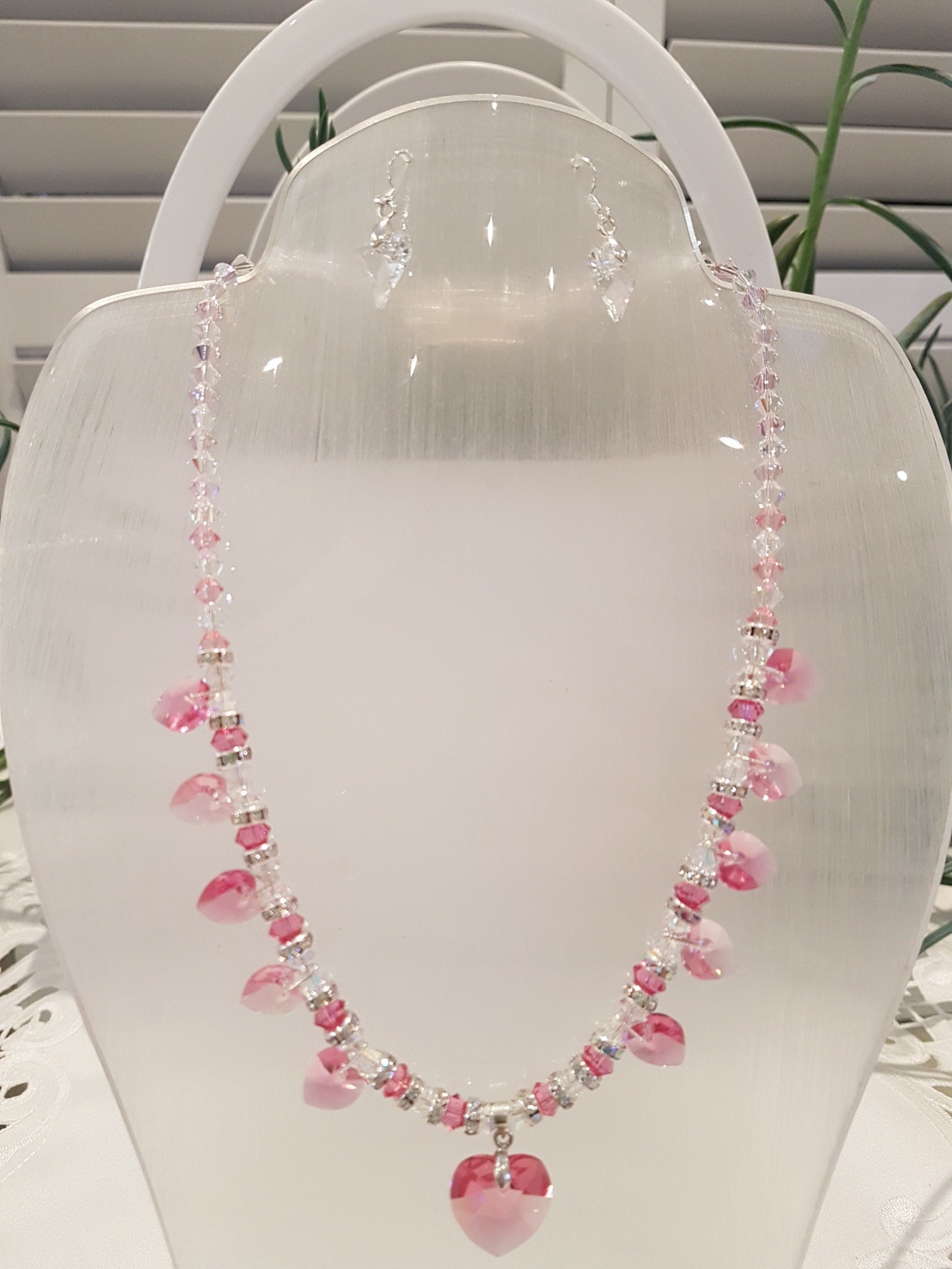 Swarovski Kristall Halskette & Ohrring Set Swarovski Kristall Halskette & Ohrring Set von HouseofLinda