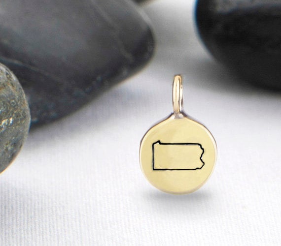 Personalisierbarer Kleiner Anhänger - Nur Charm von HouseofMetalworks