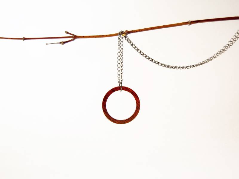 Cocobolo Holz Kreis Anhänger, Halskette, Runder Schmuck, Boho 5 Jahre Jubiläum Geschenk Cocobolo Holz Kreis Anhänger, Halskette, Runder Schmuck, Boho 5 Jahre Jubiläum Geschenk von HouseofShiba