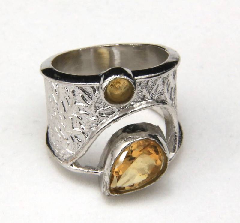 Modernist Silber Ton Doppel Citrin Band Ring Karis Größe 6, 75 von HouseofVintageOnline