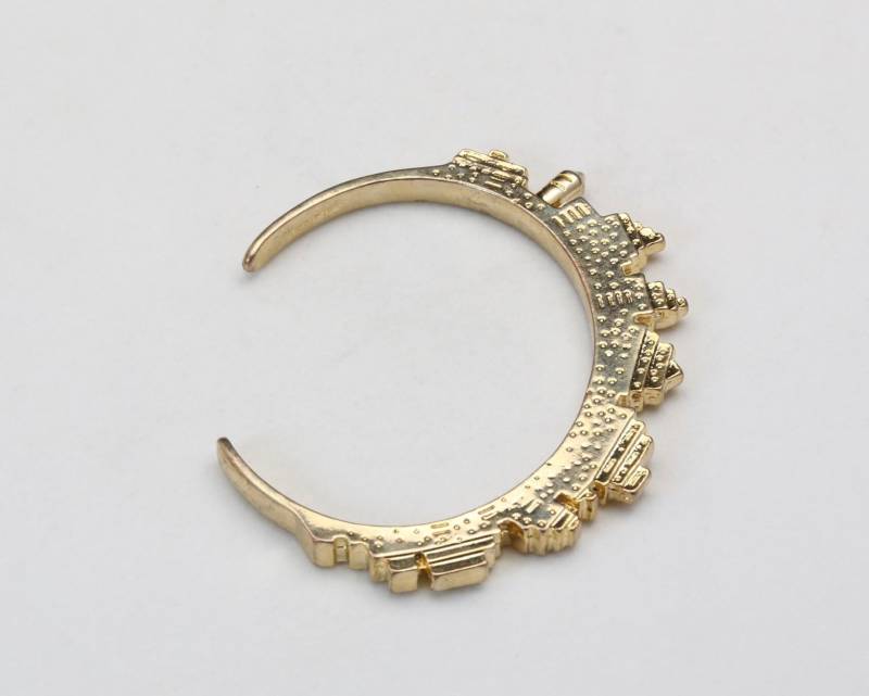 Schmuckmint Cityscape Cuff Armband Gold Ton Signiert Modernist City Szene Retro von HouseofVintageOnline