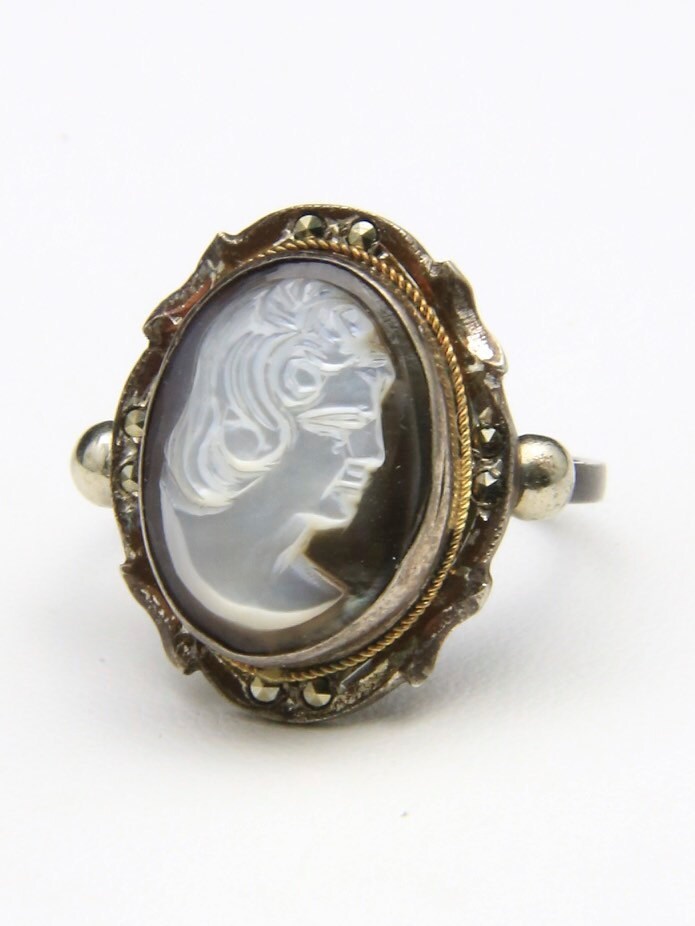 Vintage Cameo Ring Silber & Markasit Größe 8 Gesicht Frau Retro Schmuck von HouseofVintageOnline