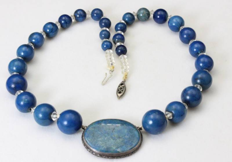 Vintage Denim Lapis Perle & Anhänger Halskette Blauer Stein Strung Alte Gold Gefüllt von HouseofVintageOnline