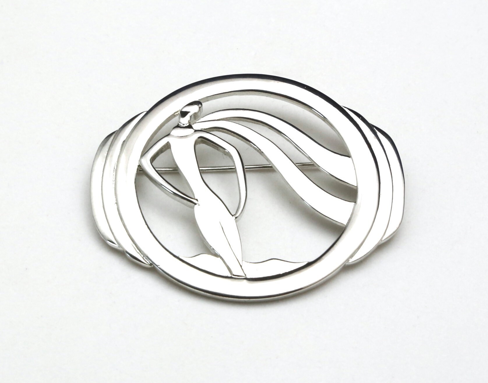 Vintage Jj Art Deco Style Woman Power Pin Brooch Silver Tone Finish Signiert Vintage Jj Art Deco Style Woman Power Pin Brooch Silver Tone Finish Signiert von HouseofVintageOnline