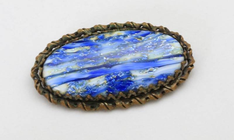Vintage Jugendstil Atemberaubende Kunst Glas Große Ovale Brosche Blau Weiß von HouseofVintageOnline