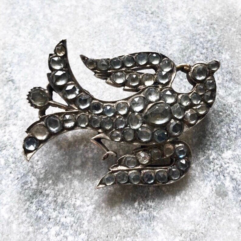 Antik Paste Silber Set Auf Gold Peace Taube Brosche von HowardsAntiquesLTD