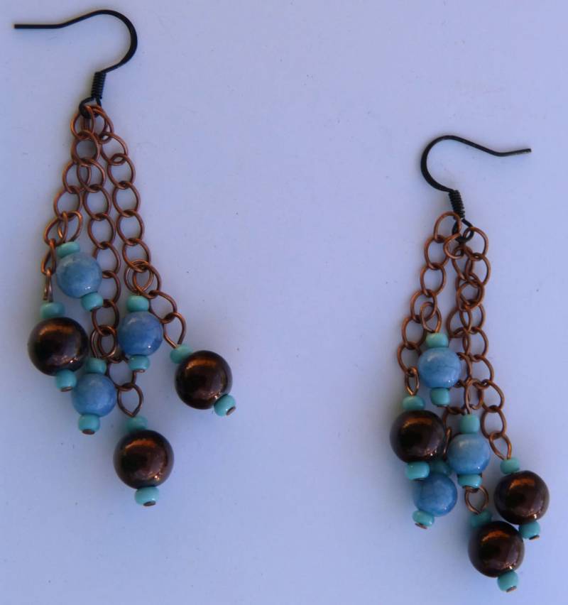 Blaue & Braune Ketten Ohrringe/ Perlen Baumeln Glas Perlenohrringe/ Kettenohrringe Blaue & Braune Ketten Ohrringe/ Perlen Baumeln Glas Perlenohrringe/ Kettenohrringe von HowlinMoonJewelry