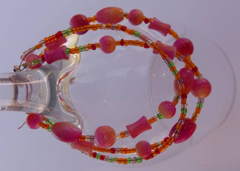Koralle Perlen Armband/3-strangige Perlenarmband Koralle Perlen Armband/3-strangige Perlenarmband von HowlinMoonJewelry