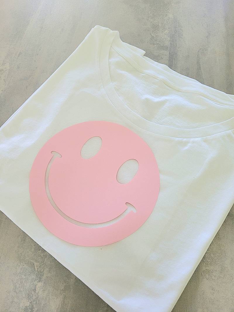 Neon Smiley Aufbügler Groß/Patch Plot Bügelbild Zum Selbst Aufbügeln Auf Shirts, Taschen Etc von HubersLuzieHandcraft