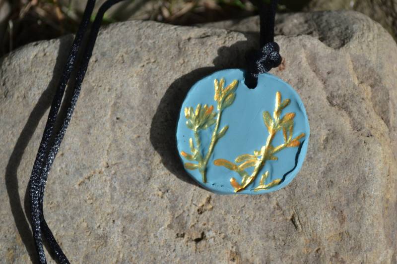 Thymian Halskette - Handbemalte Polymer Clay Pflanzendruck Schmuck Thymian Halskette - Handbemalte Polymer Clay Pflanzendruck Schmuck von HudsonRiverDesigns
