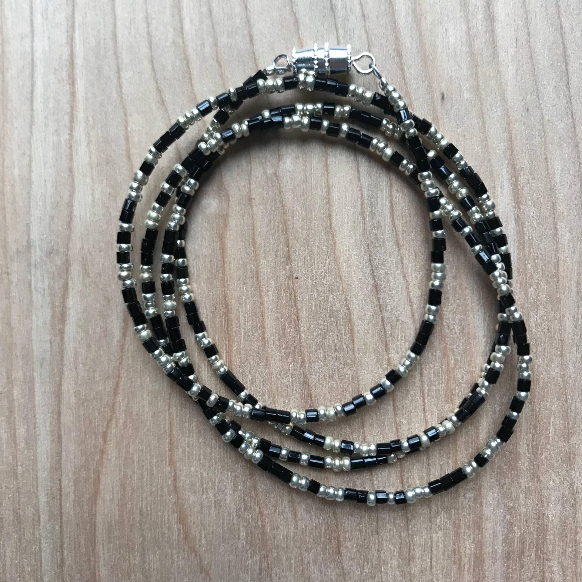 Versteckte Nachricht Morse Code Wickeln Armband, Schwarz Und Silber Versteckte Nachricht Morse Code Wickeln Armband, Schwarz Und Silber von HudsonRiverDesigns