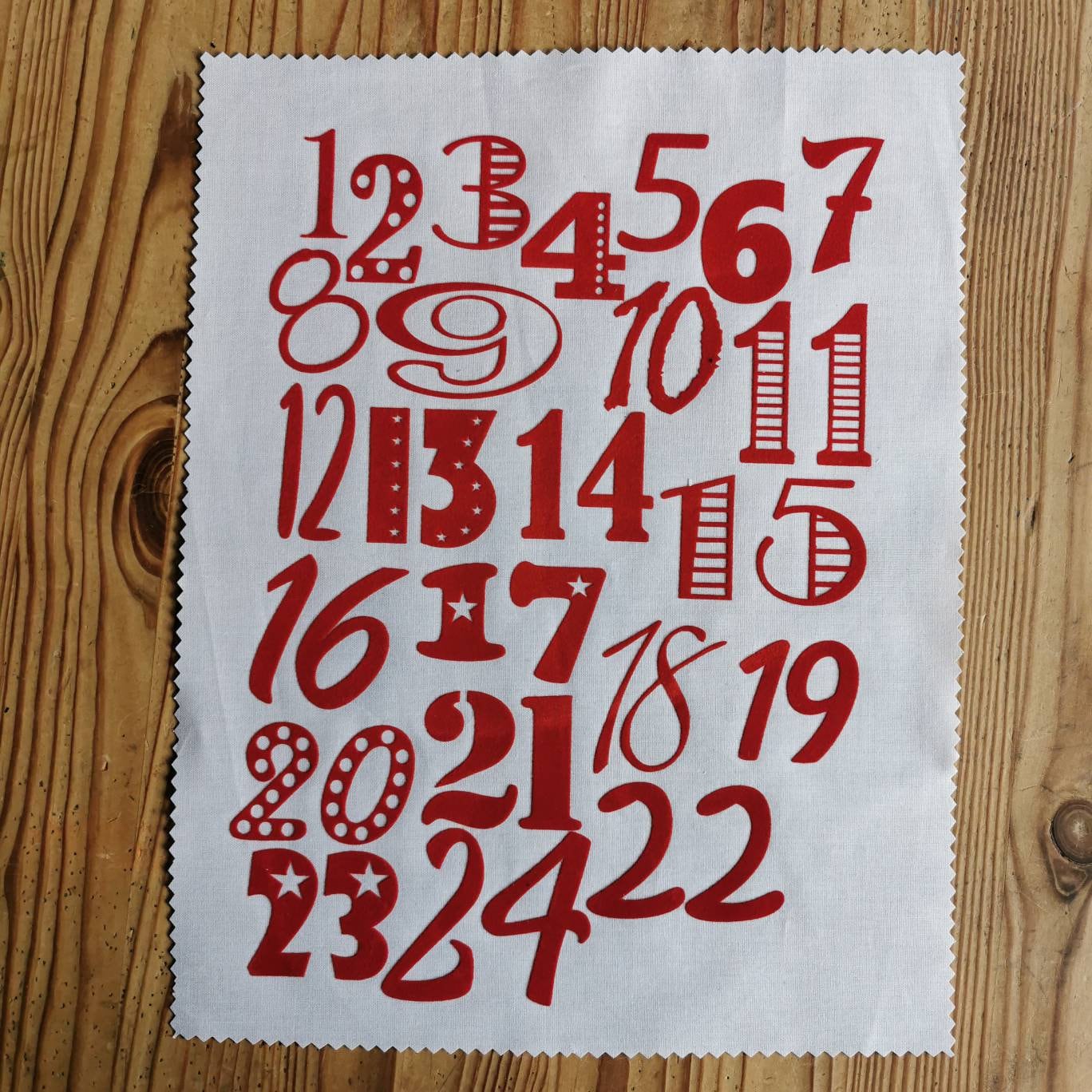 A-02-(Farbe Zahlen Für Den Adventskalender Zum Aufbügeln A-02-(Farbe Zahlen Für Den Adventskalender Zum Aufbügeln von HuehnerstallShop