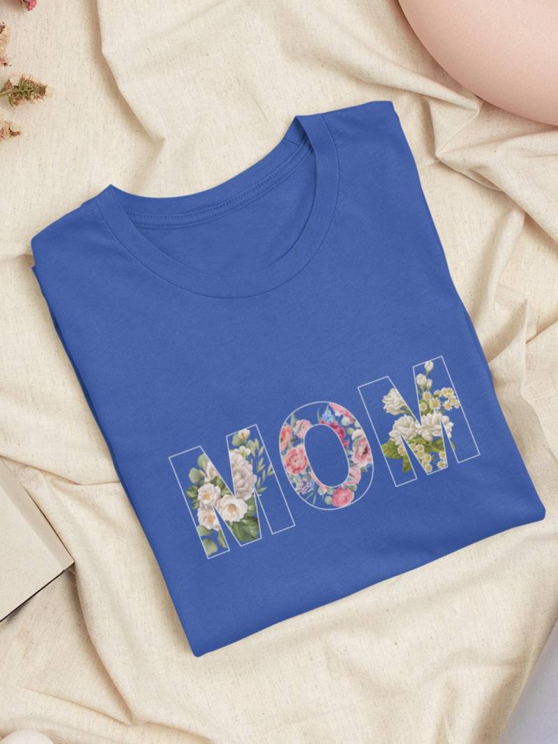 Mom Gift "Mom" | Bella Canvas 3001 T-Shirt 100% Organic Cotton von HugMeCotton