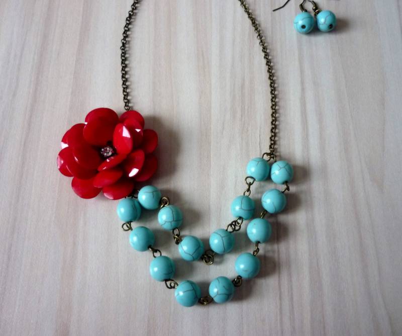 Roter Mohn Türkis Perlen Halskette Ohrringe Set von HuggingBearr