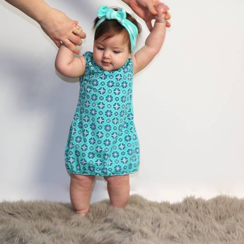 Bio Ärmelloses Aqua Kleid - Baby Mädchen Kleinkind Ready To Ship von HugmeSew