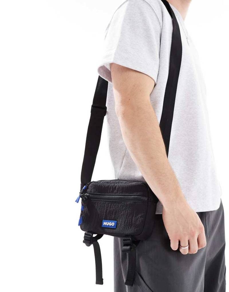 HUGO BLUE - Vytal - Umhängetasche in Schwarz von Hugo Blue