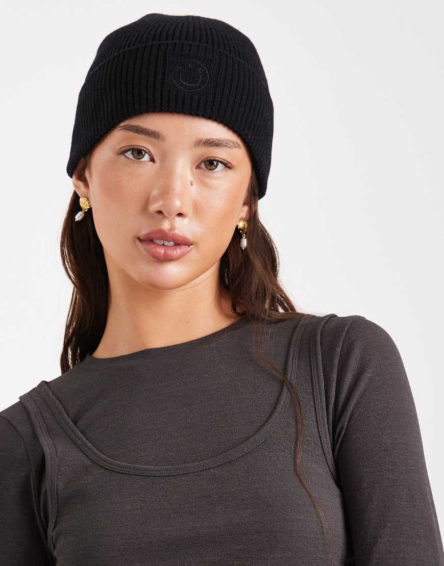 HUGO Blue - Xafon - Strickmütze in Schwarz mit gleichfarbigem Logo von Hugo Blue