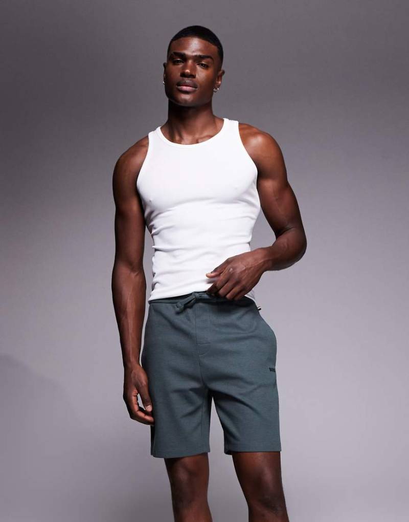 BOSS Bodywear - Lounge-Shorts in Mittelgrün mit Waffelstruktur von Hugo Red