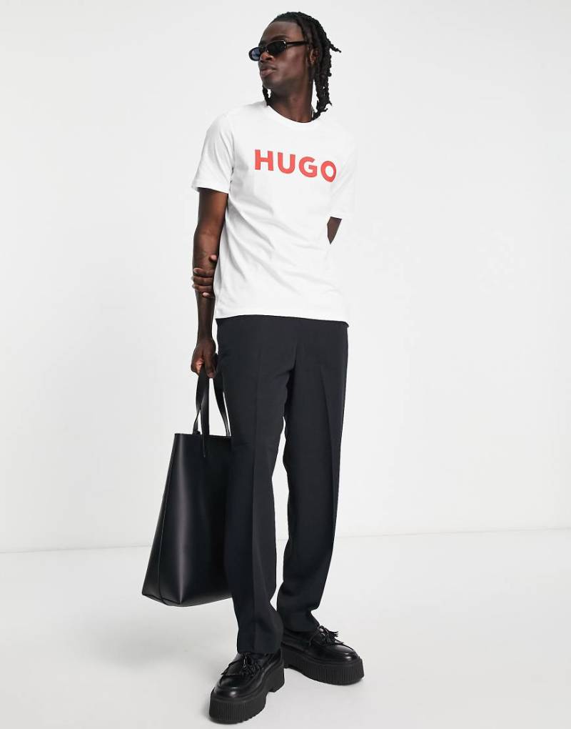 HUGO - Dulivio - T-Shirt in Weiß mit rotem Logo von Hugo Red