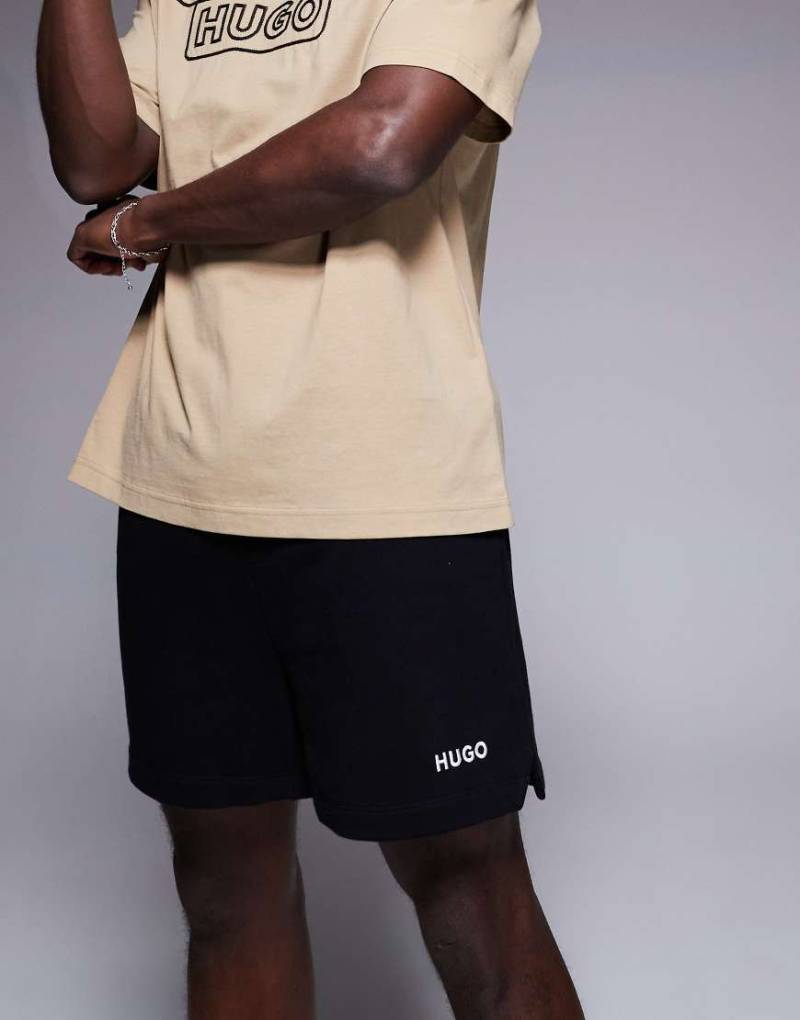 HUGO Red - Dulasho - Lässig geschnittene Sweatshorts in Schwarz mit Logo, Kombiteil von Hugo Red